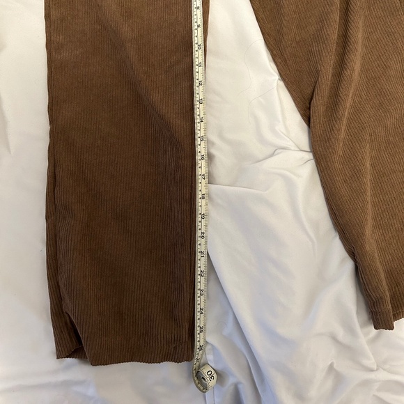 Brown corduroy pants - Picture 5 of 8